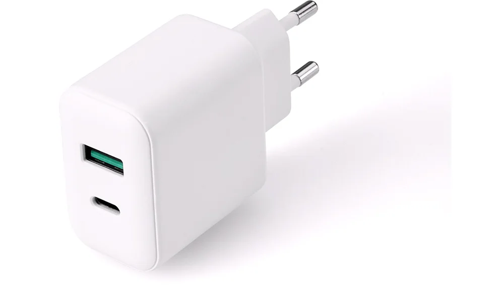 Ladeadapter 45W 1 USB C – 1 USB A utgang v:5667211 Ladeadapter 45W 1 USB C – 1 USB A utgang v:5667211